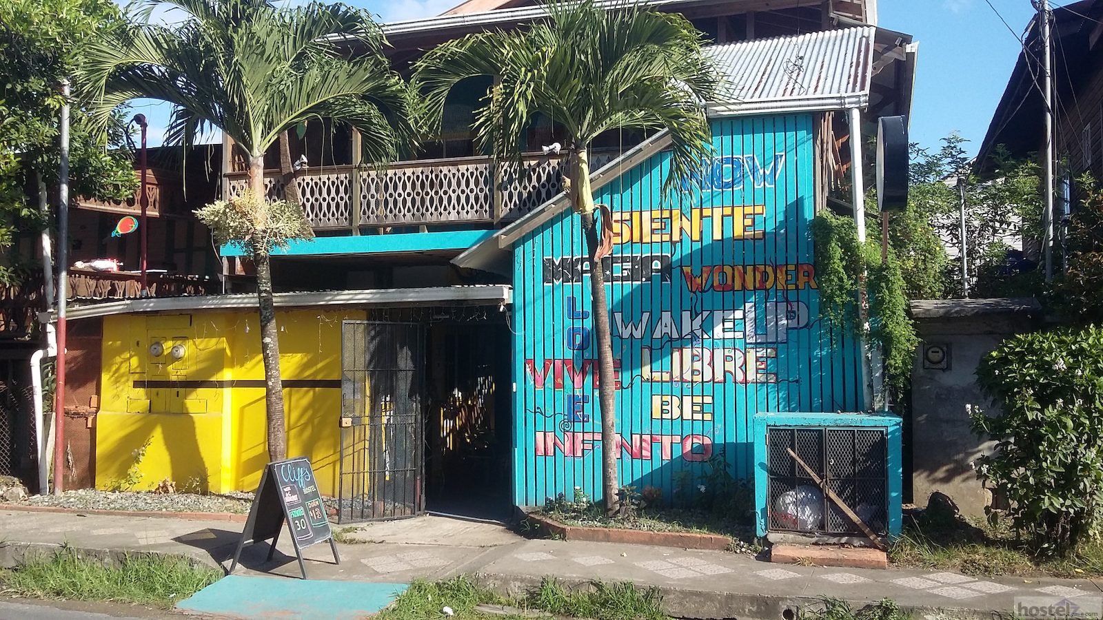 Cliff's Hostel, Bocas del Toro