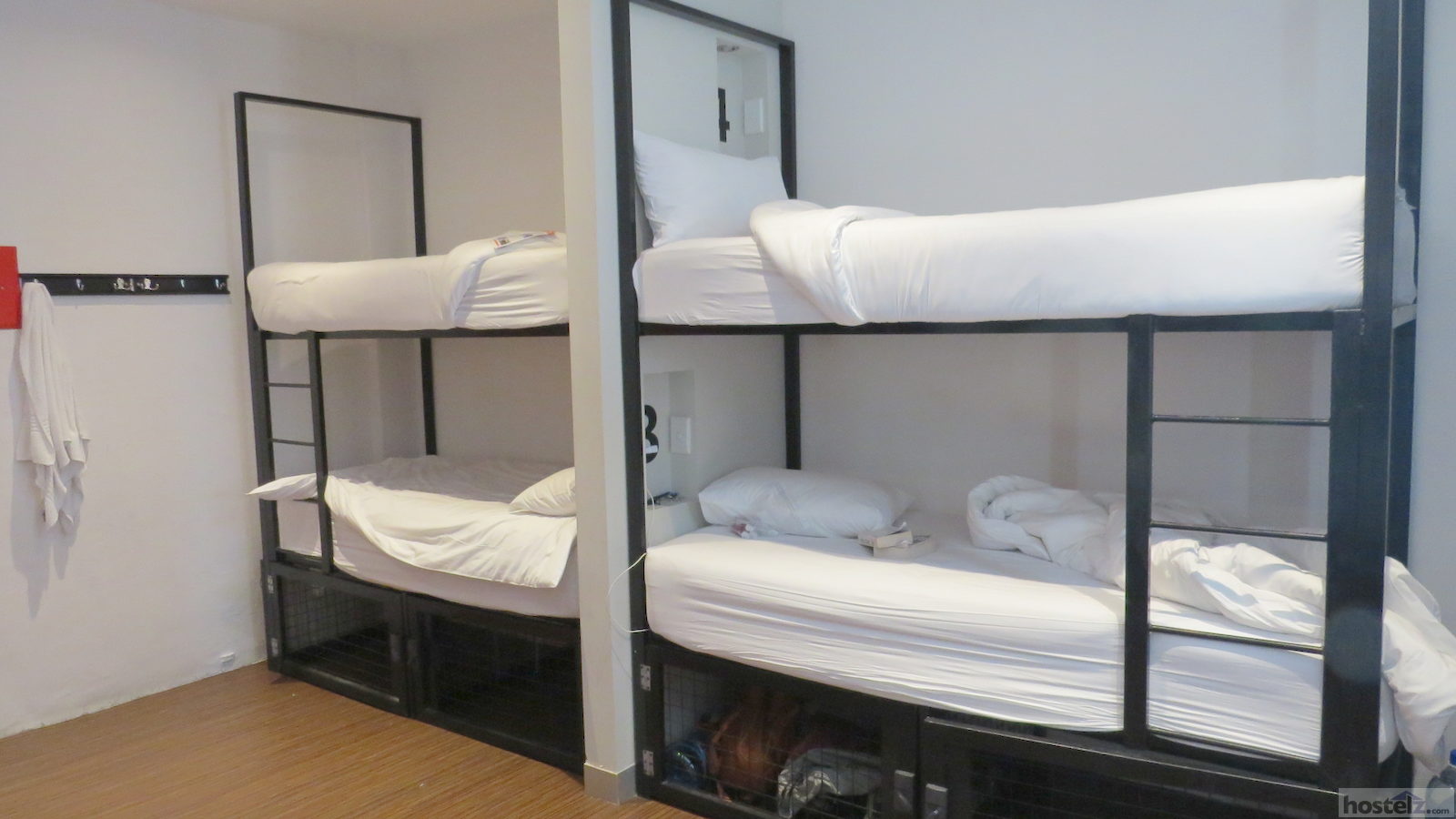 6-Bed En Suite Dorm 1