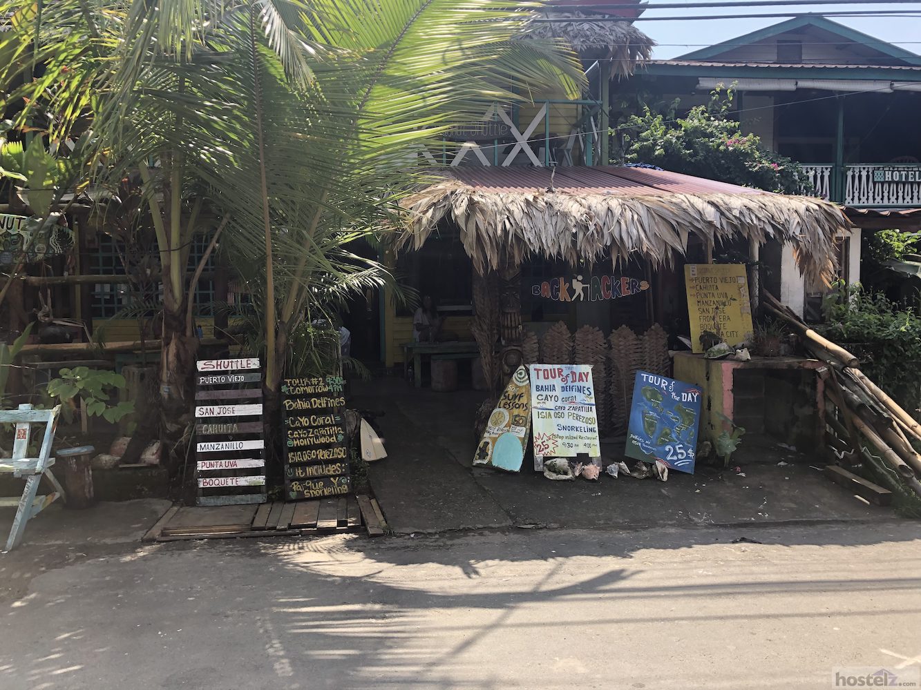 Coconut Hostel, Isla Colón