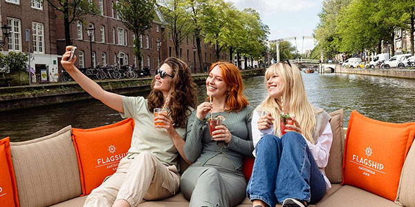 Solo Traveling Amsterdam? This Is Your Boat Cruise