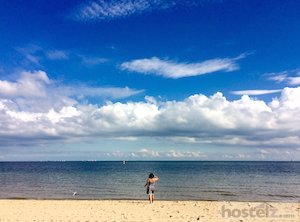 St. Kilda Beach is just 5-10 minute from the hostel 