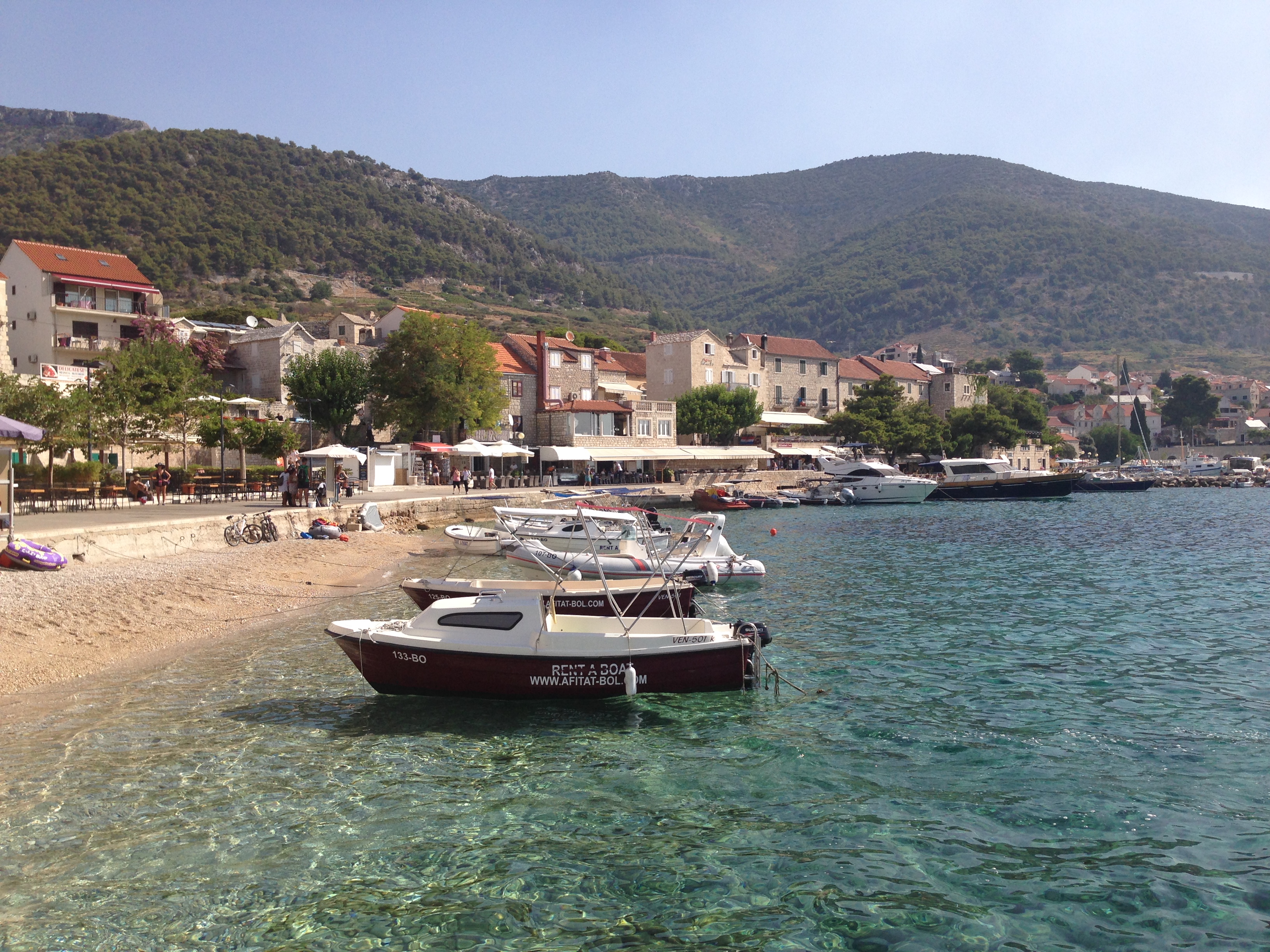 Where to stay in Bol on a budget