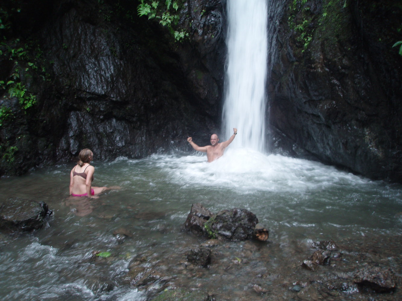 Bonanza waterfall at Bolita