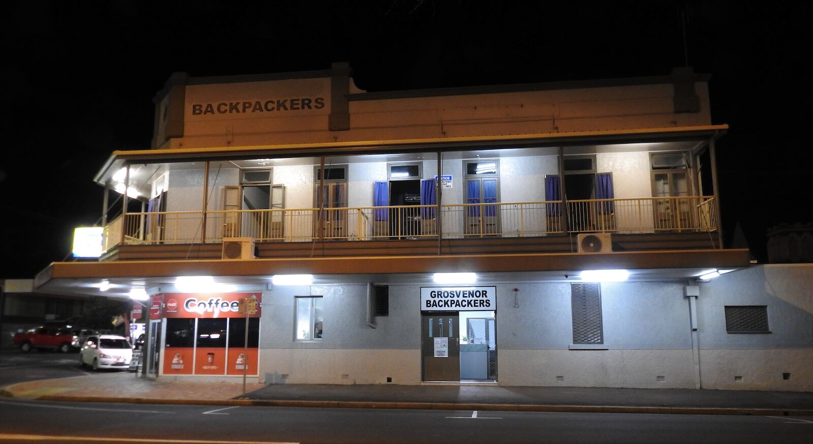 Price Comparison for Grosvenor Backpackers in Bundaberg (with HONEST