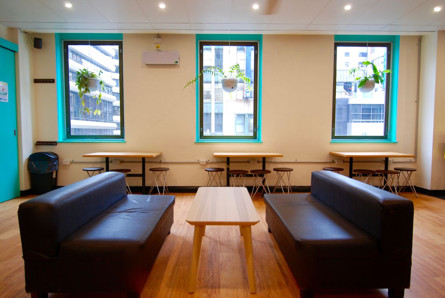 Flinders Backpackers