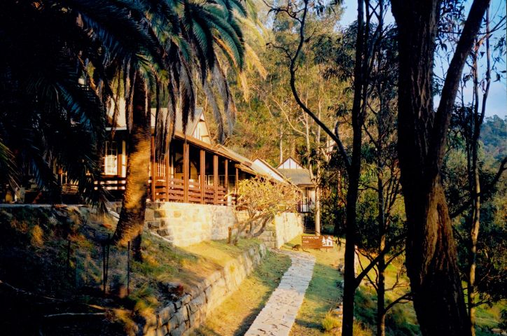 Best for Solo Traveler: YHA Pittwater Eco, Sydney