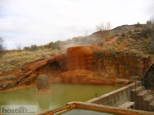 Mystic Hot Springs & Hostel, Monroe