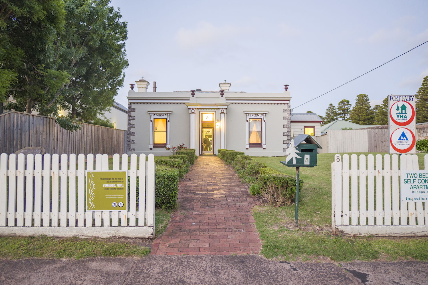 Port Fairy YHA Hostel in Port Fairy Prices 2021 (How to compare?)