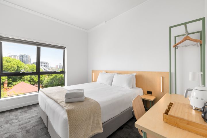 River View King Ensuite