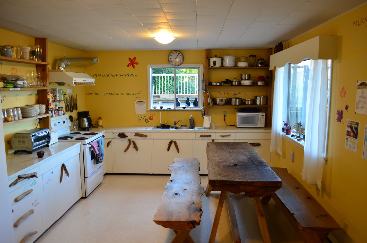 Tofino Travellers Guesthouse - Tofino, Canada Reviews - Hostelz.com