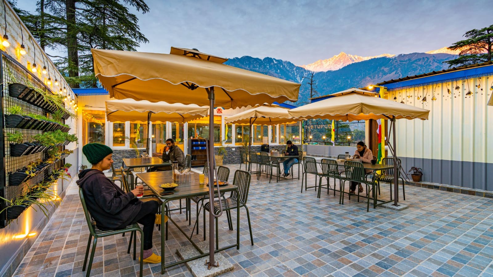 The Hosteller Mcleodganj, Mall Road, McLeod Ganj