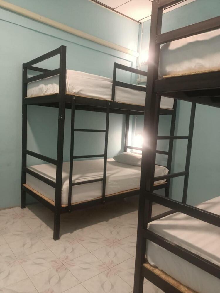 99hostel&bar Koh Chang