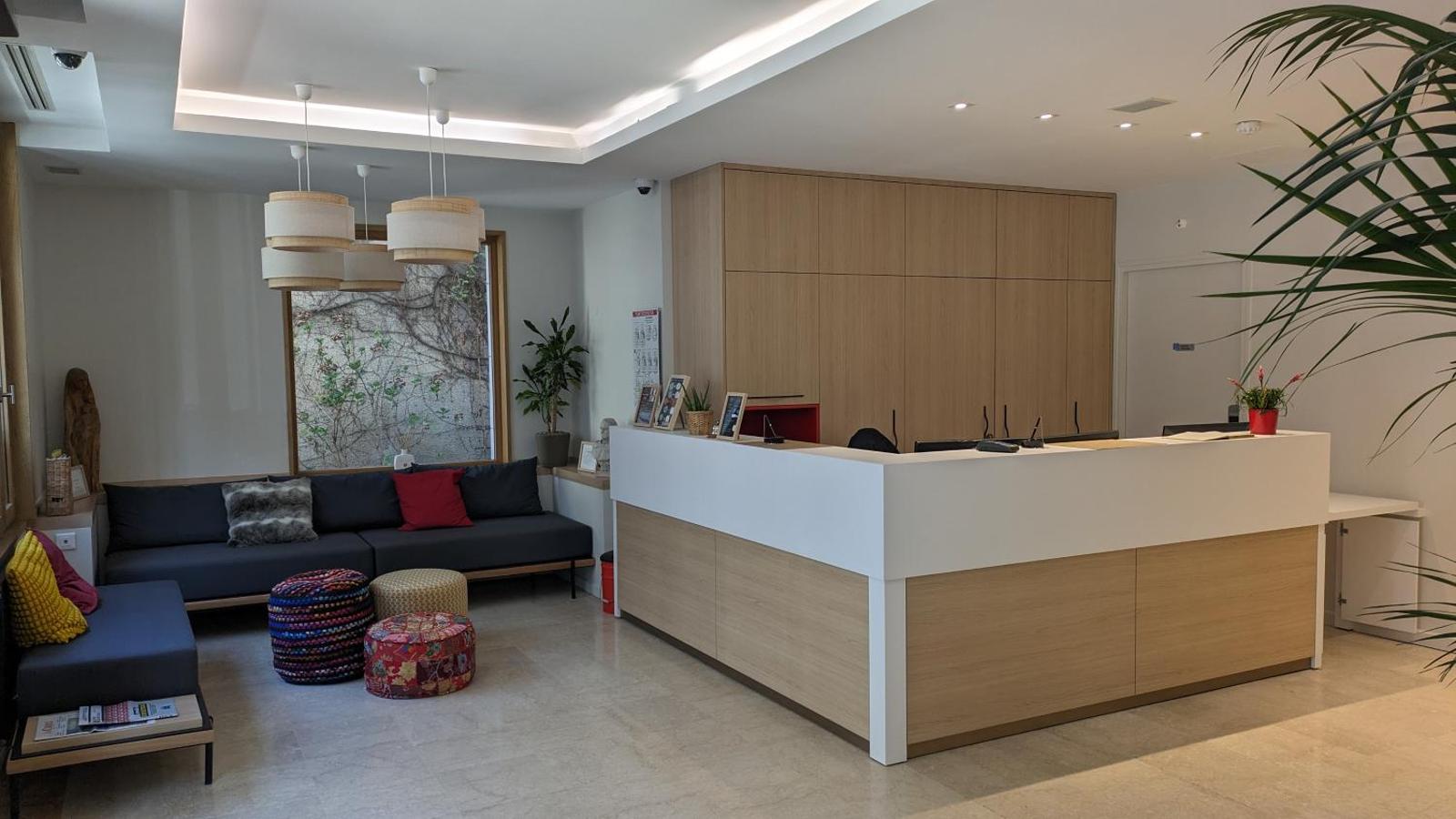 Adveniat Paris, Paris