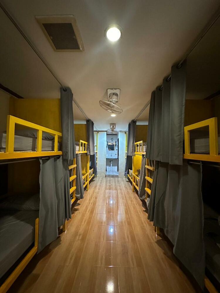 Easy Hostel, Ko Phi Phi