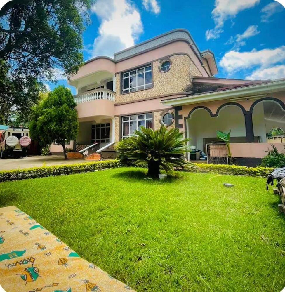 Giving Hands Homestay, Arusha