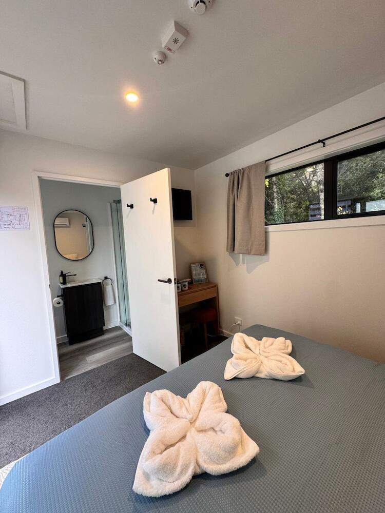 The Flaming Kiwi Backpackers, Queenstown