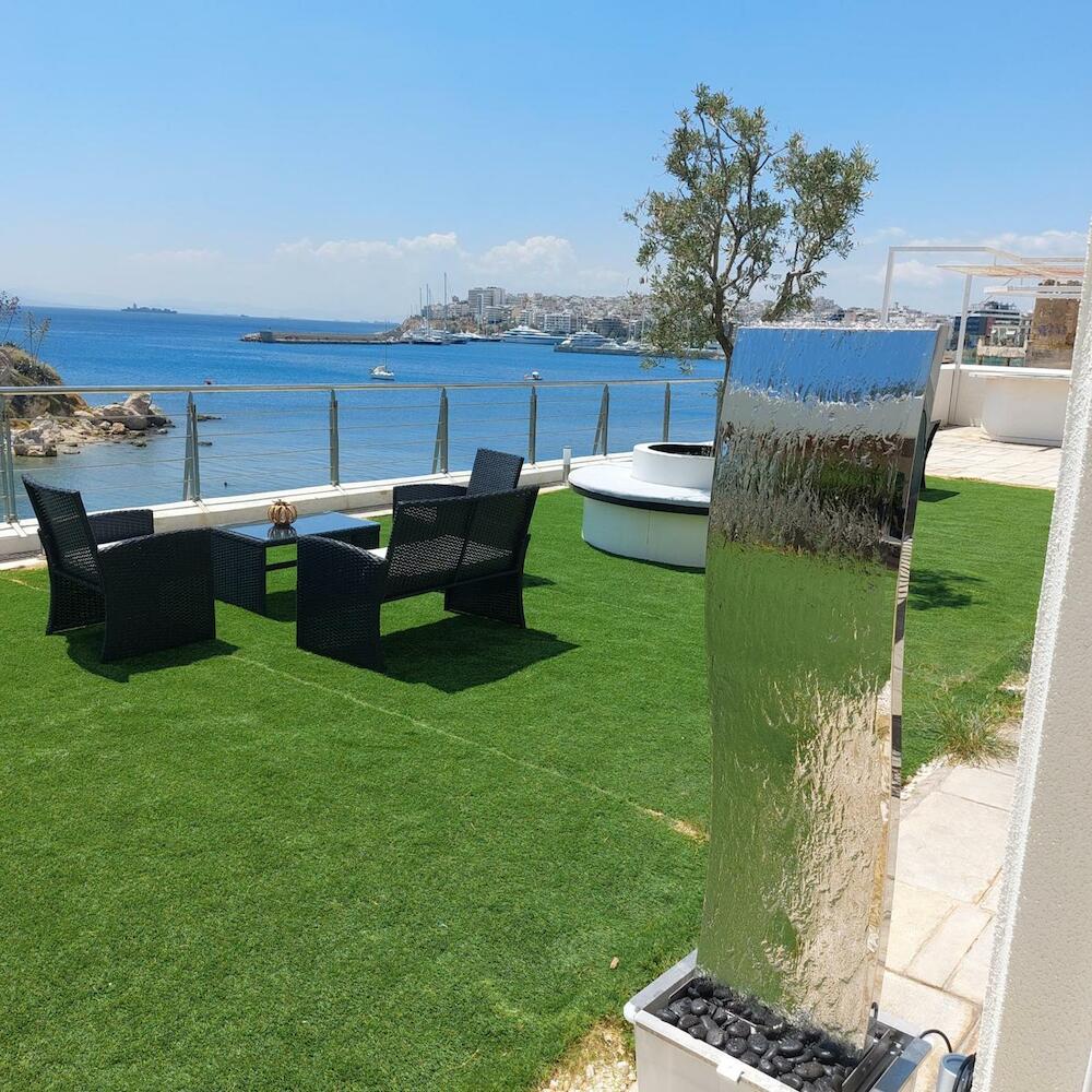 Where to stay in Piraeus on a budget Where to stay in Piraeus on a budget