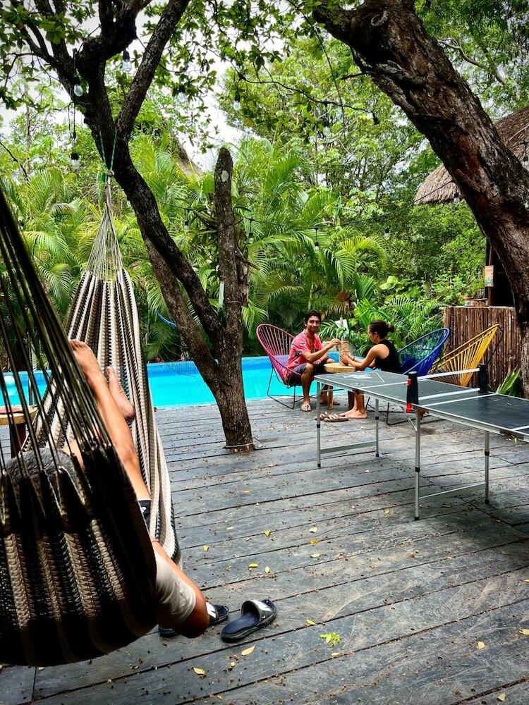 Maui Hostels