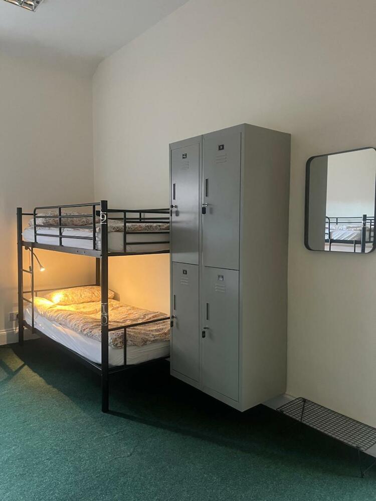 Botanic Avenue Hostel Less Than A Mile From The City Centre, Belfast
