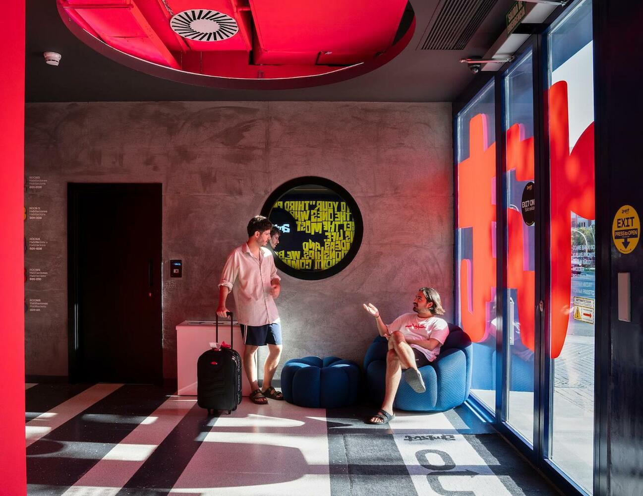 Amistat Barcelona City Hostel
