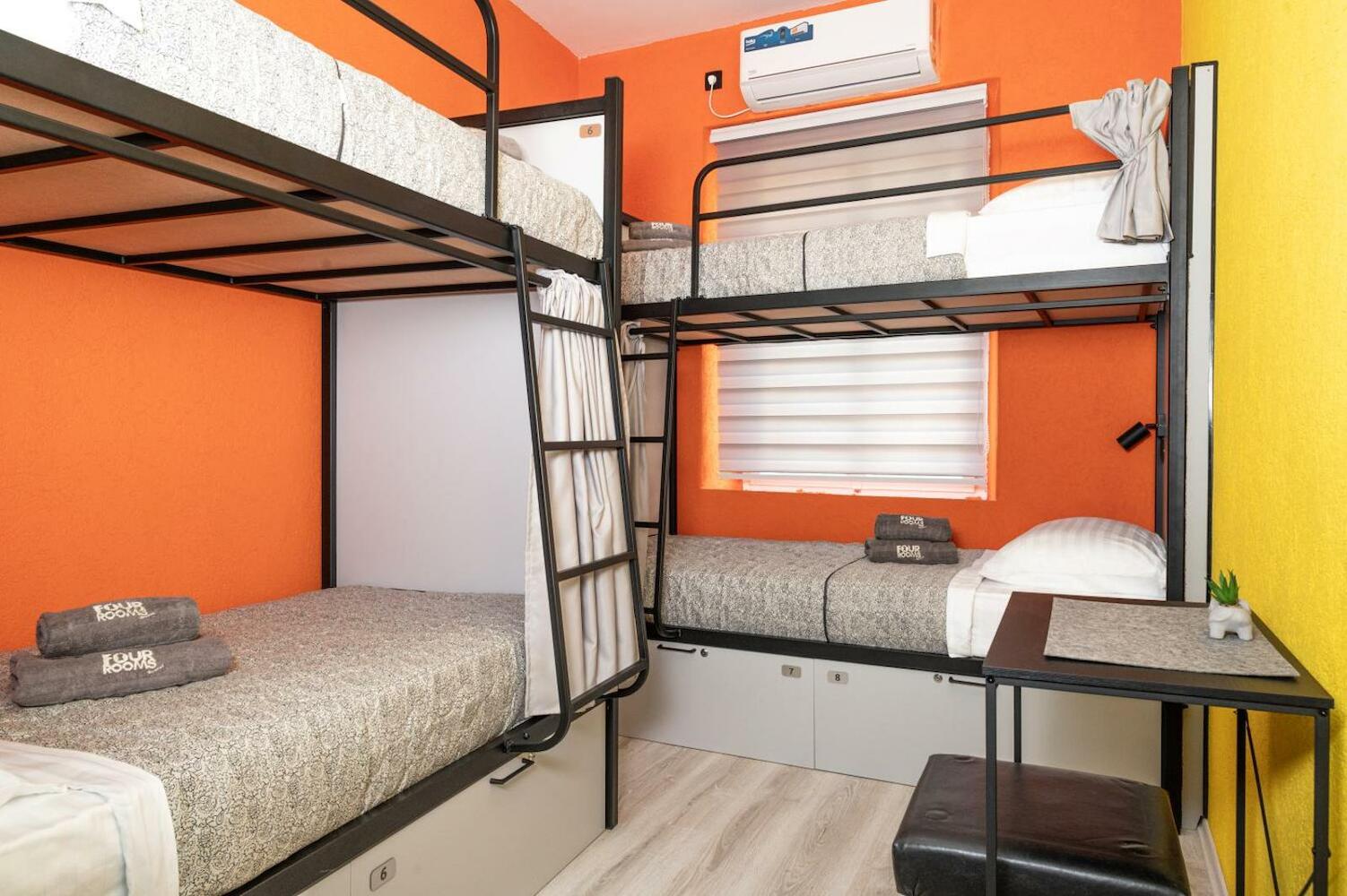 Hostel Four Rooms, Ulcinj