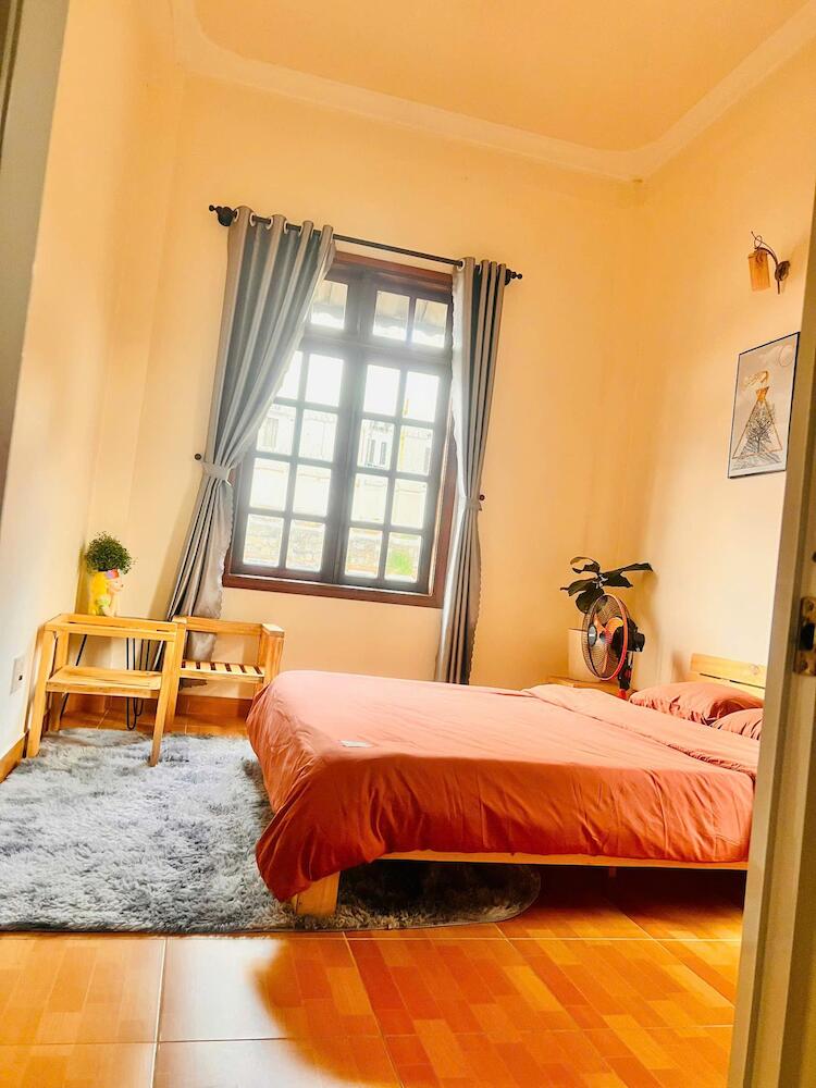 Dalat May House, Dalat