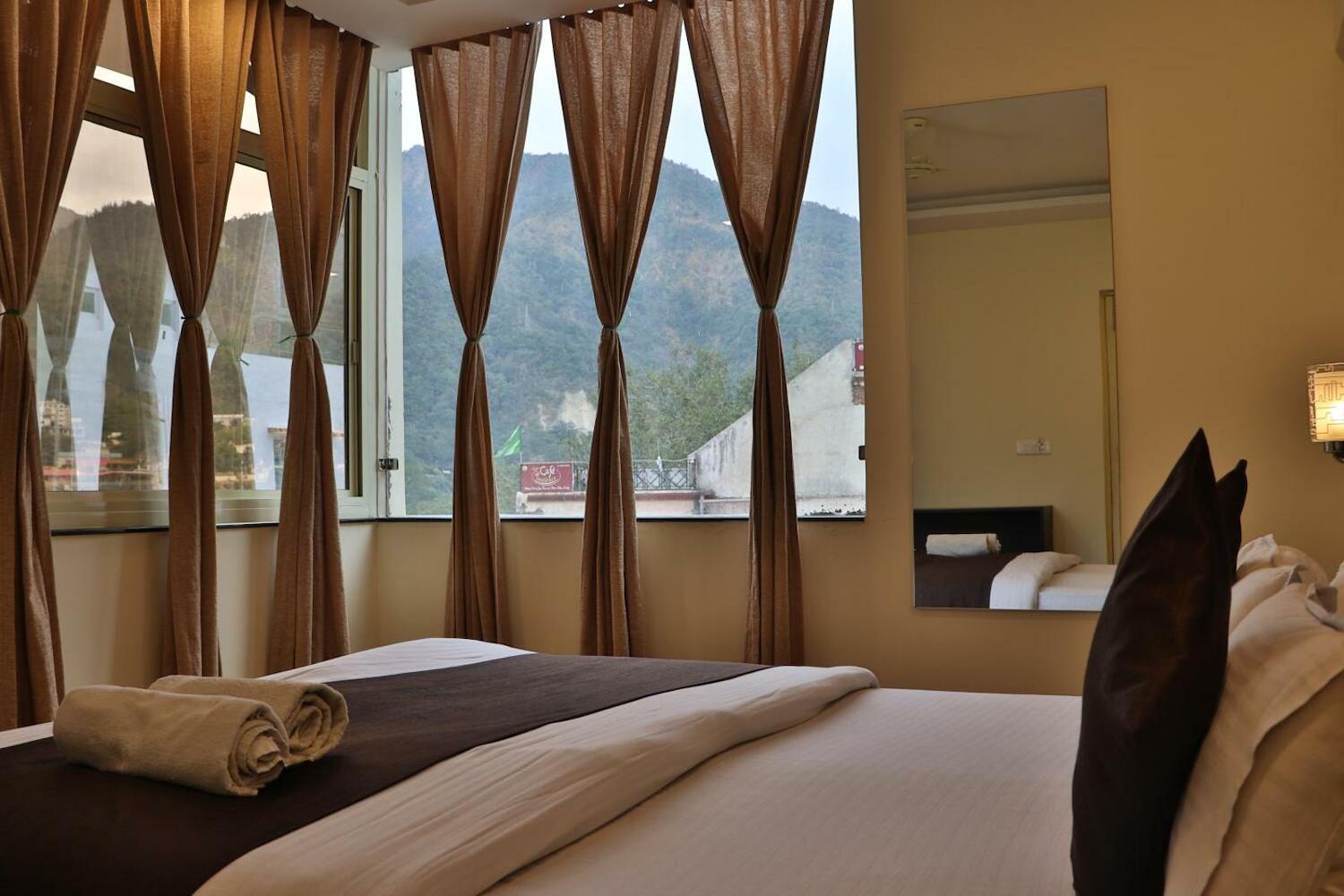 Shiv Shakti Guest House & Hostel