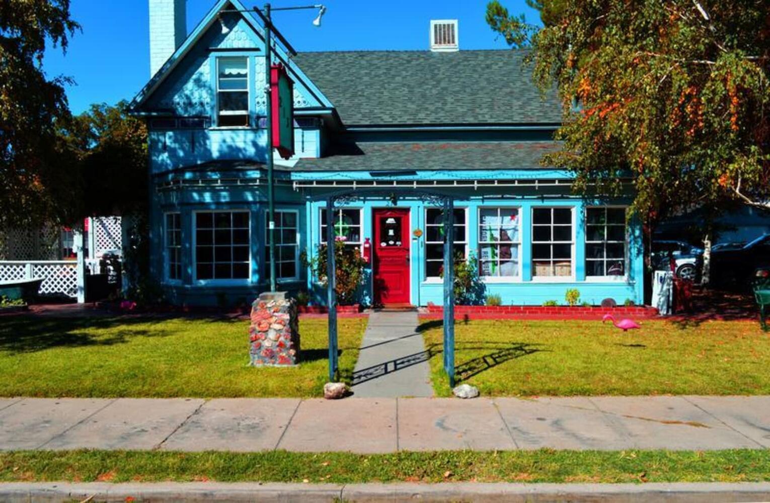Where to stay in Bishop on a budget