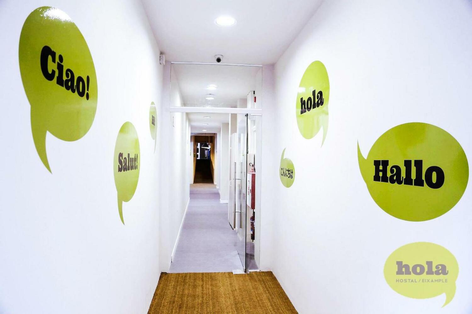 Hola Hostel Eixample