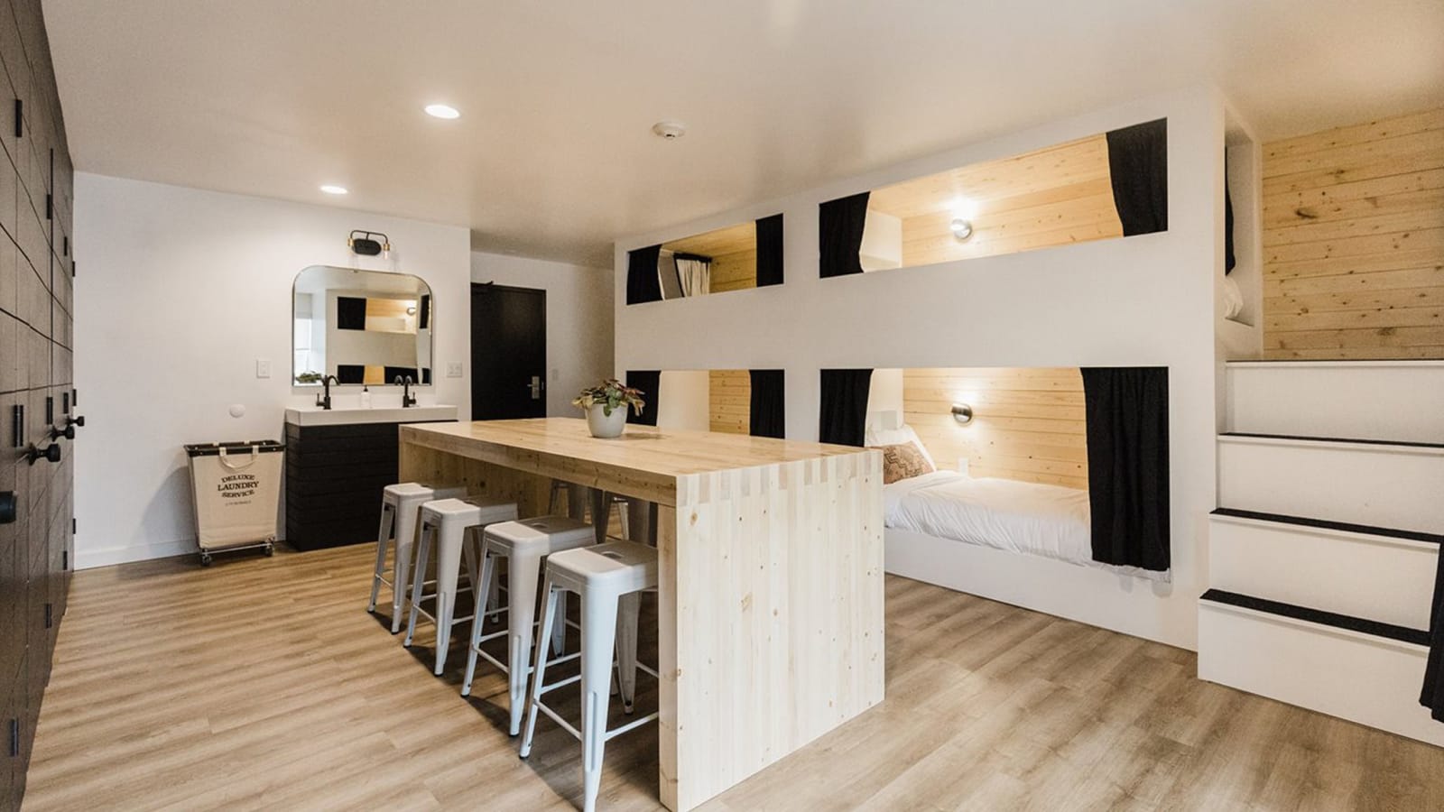 Where to stay in Columbia Falls on a budget