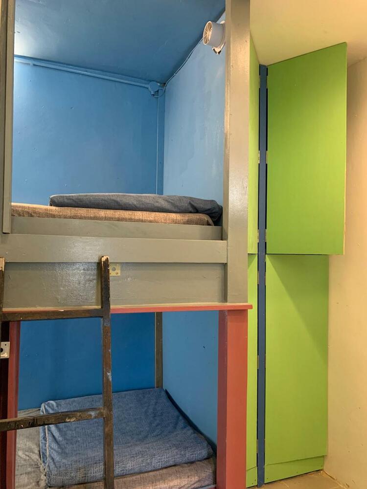 Bestow Capsule Hostel, Kuala Lumpur