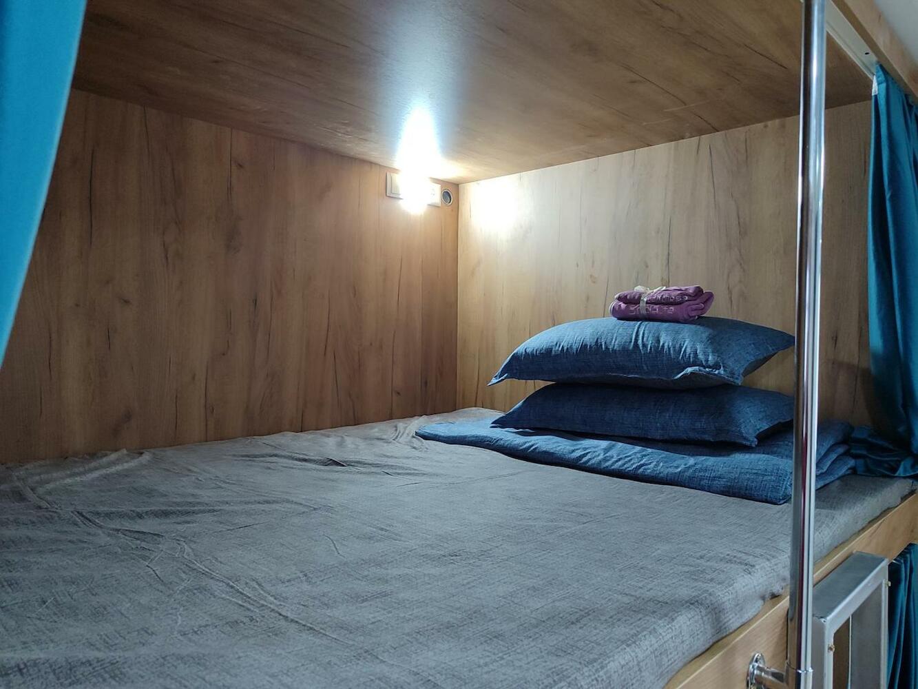 Safar Hostel, Karakol