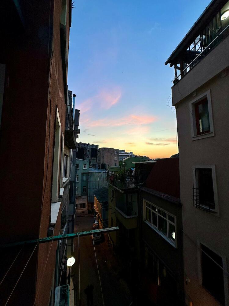 Hostel Nelly, Istanbul