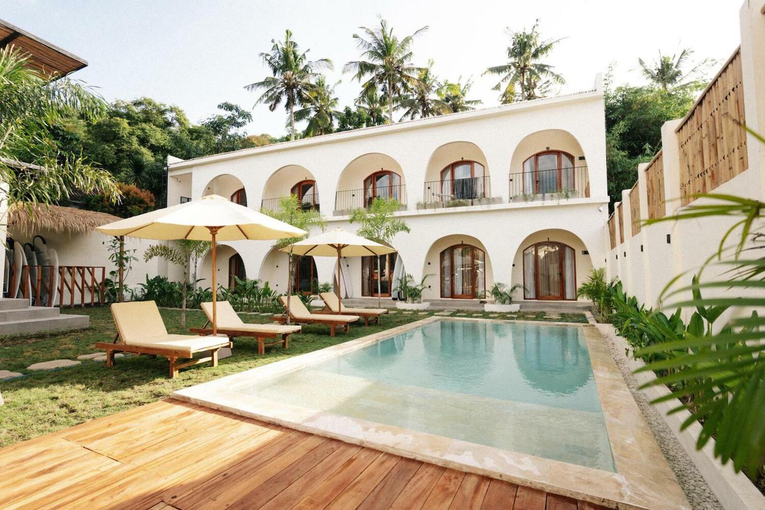 Twinfin Surf House, Kuta Lombok