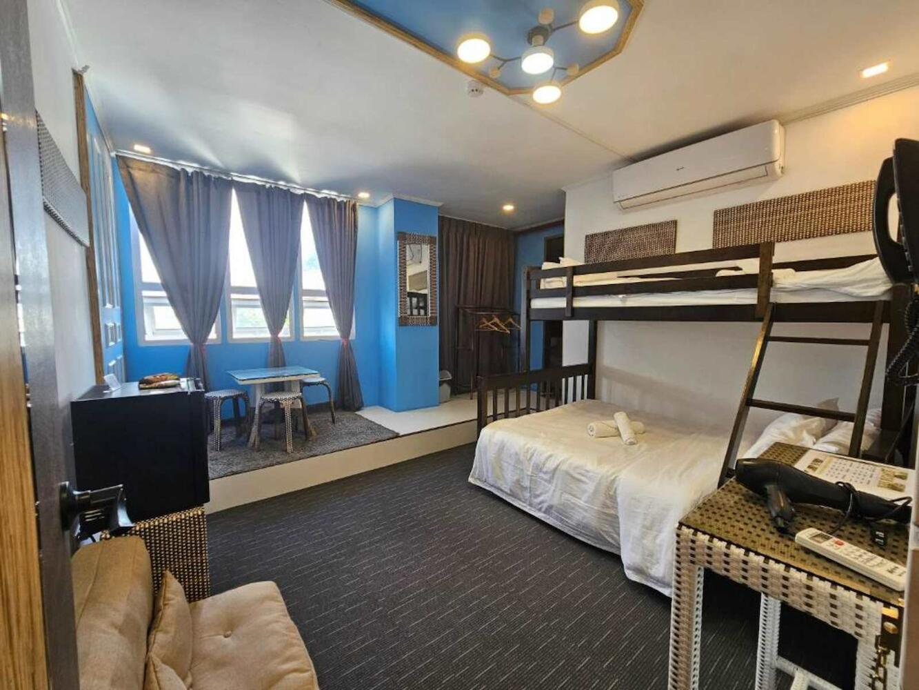 Papabo Backpackers Mactan, Bantayan Island