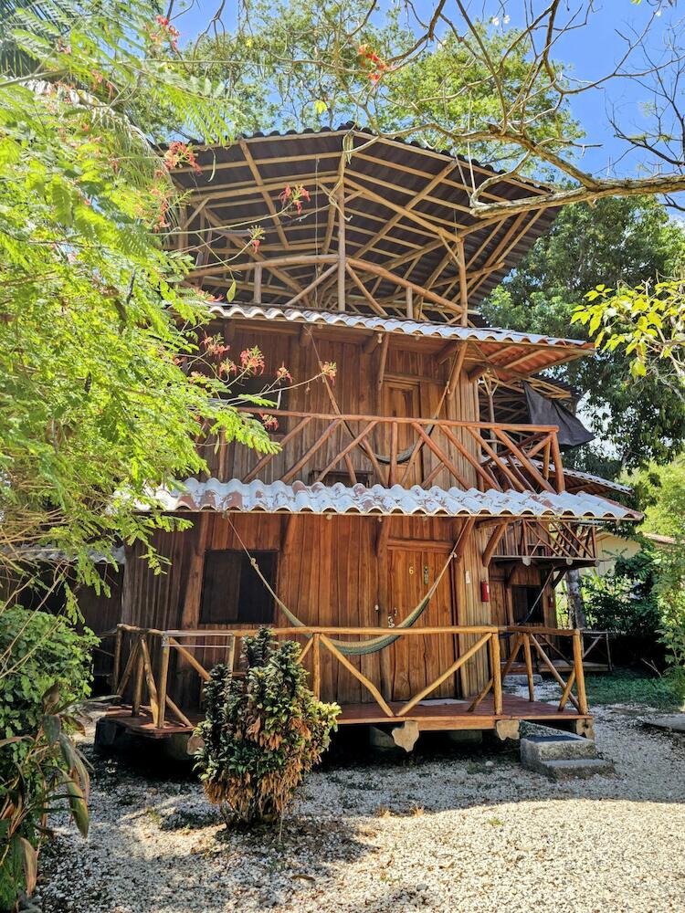 Don Jon*s Lodge & Restaurant