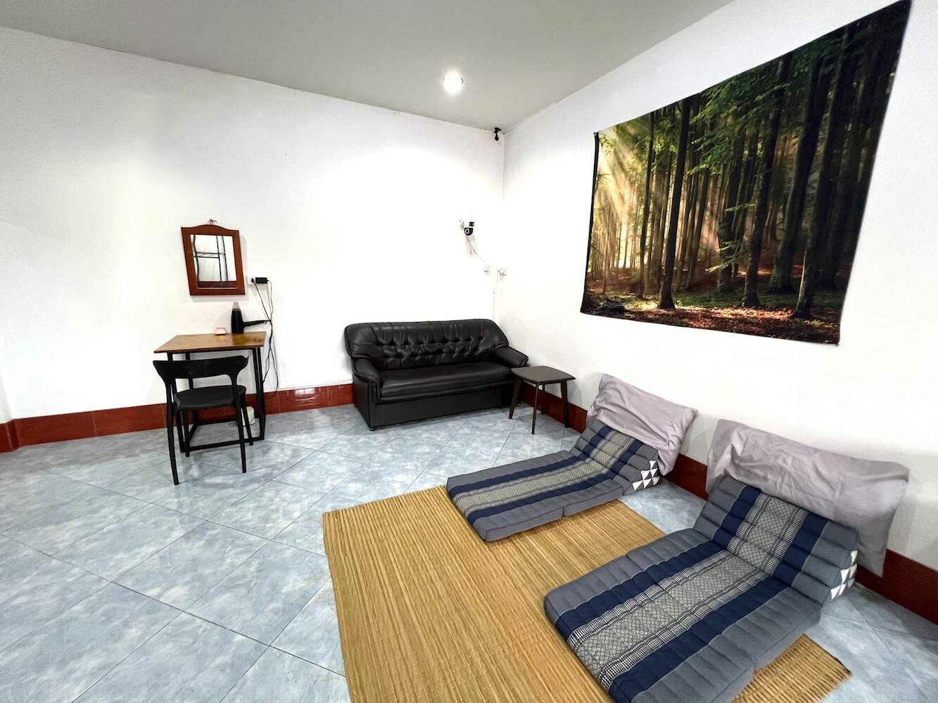 Baan Kai Hostel, Koh Phangan