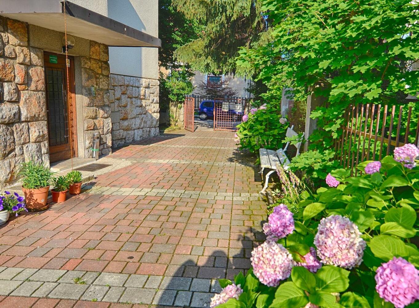 Family Guesthouse GreenSLO