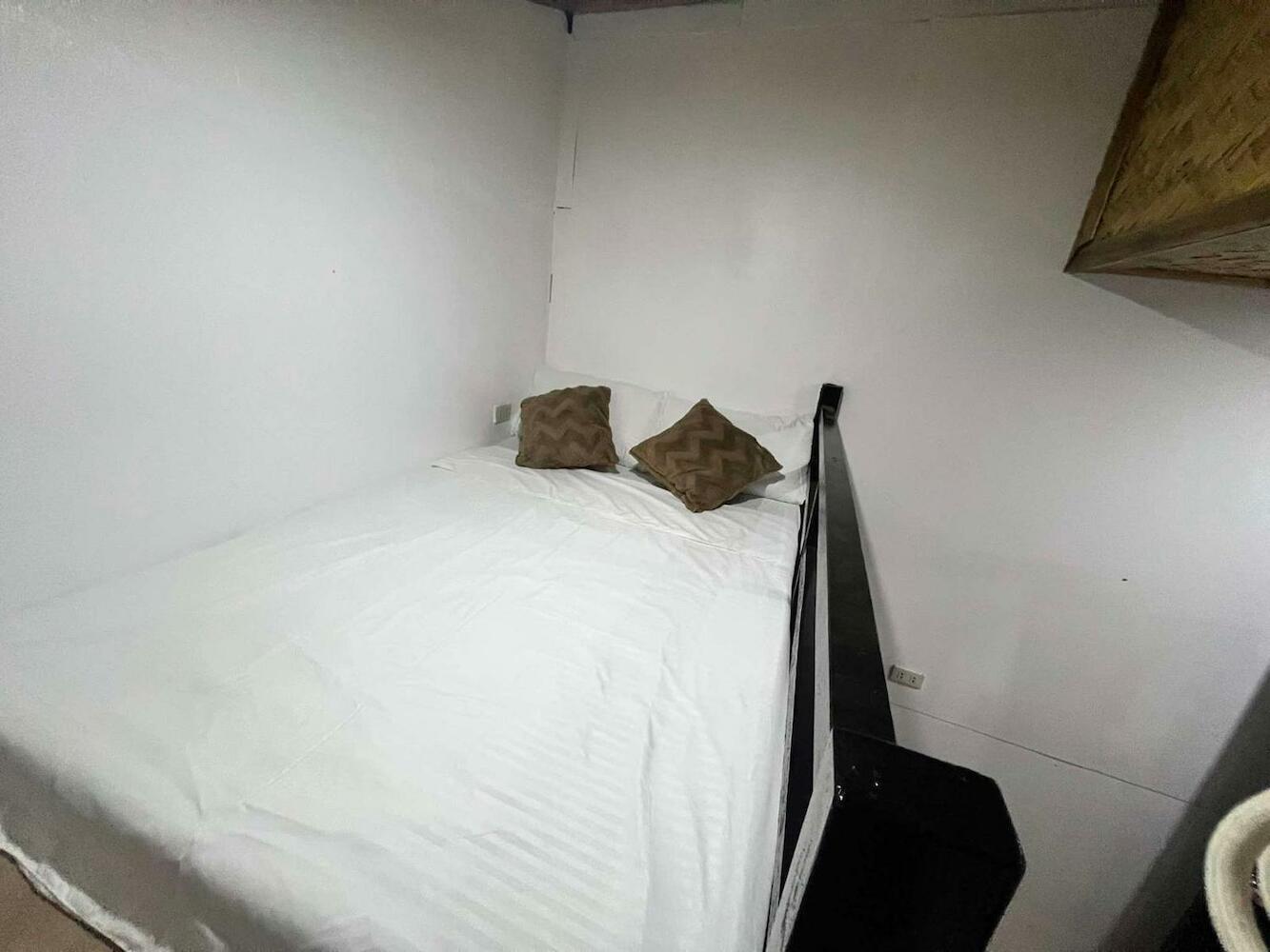 Aa Hostel