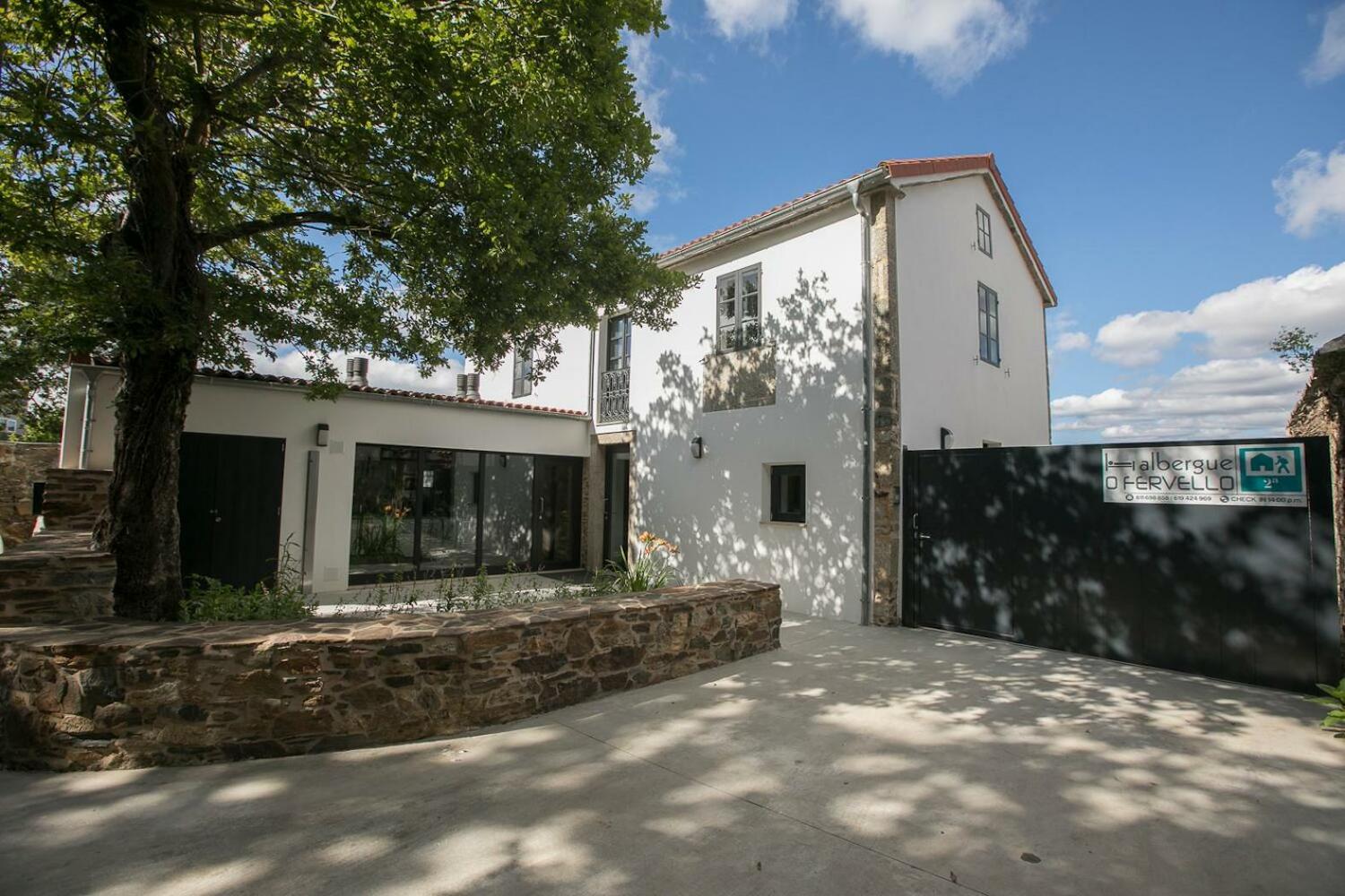 ALBERGUE O FERVELLO