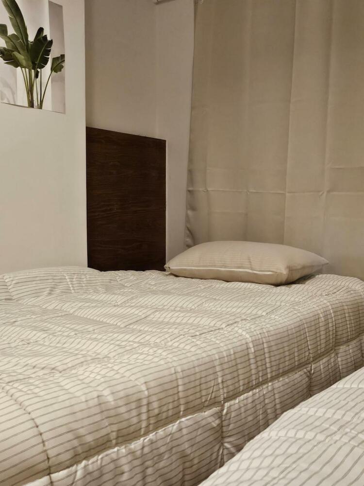 Travel Light Capsule Hostel