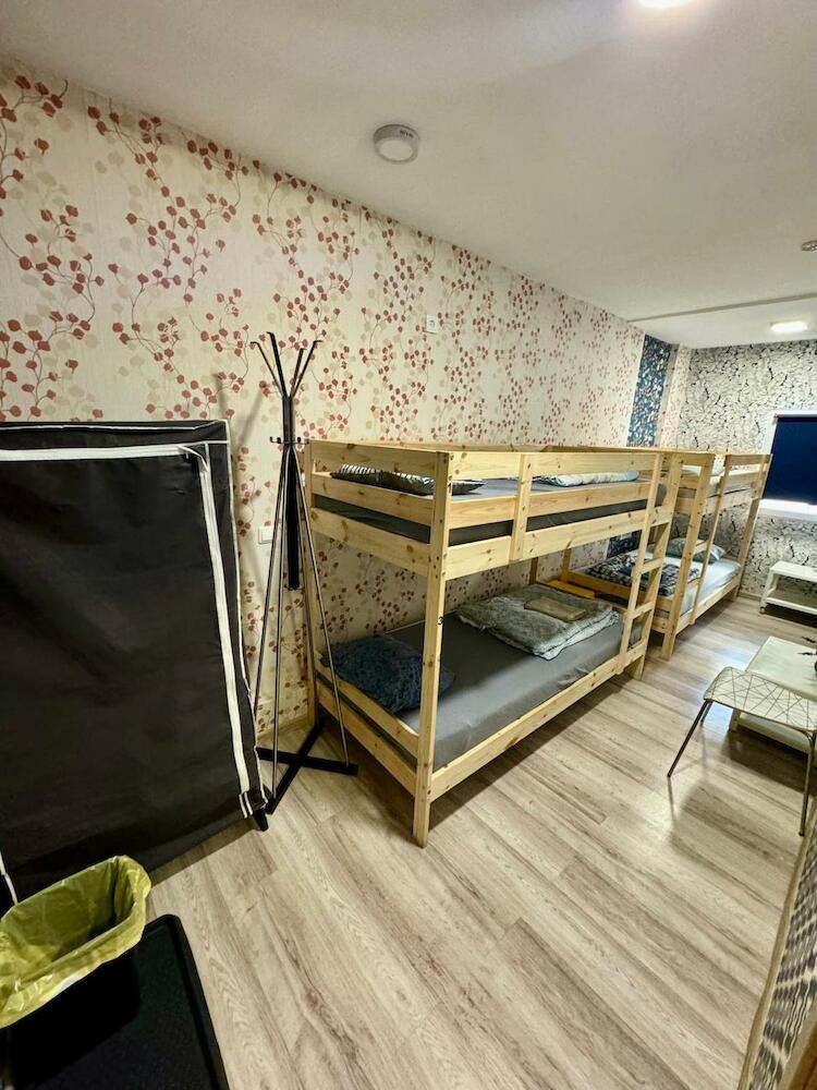 Tiki Taka Hostel & Pub, Vilnius