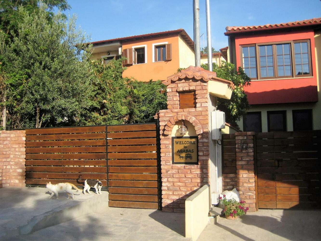 Thessaloniki Studios Arabas