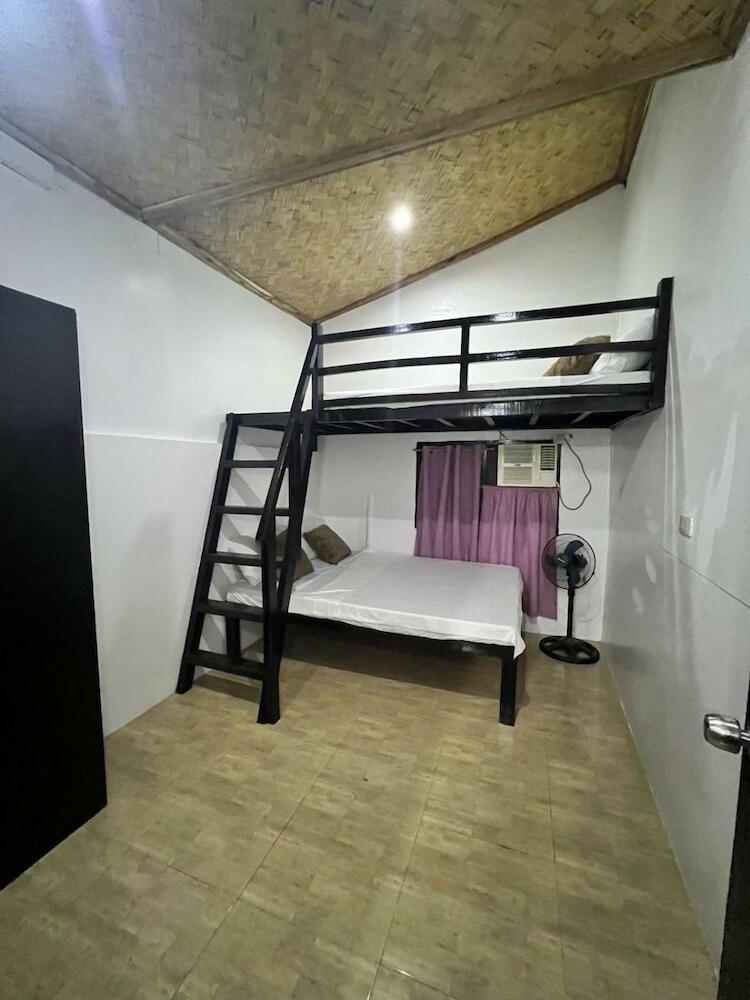 Aa Hostel