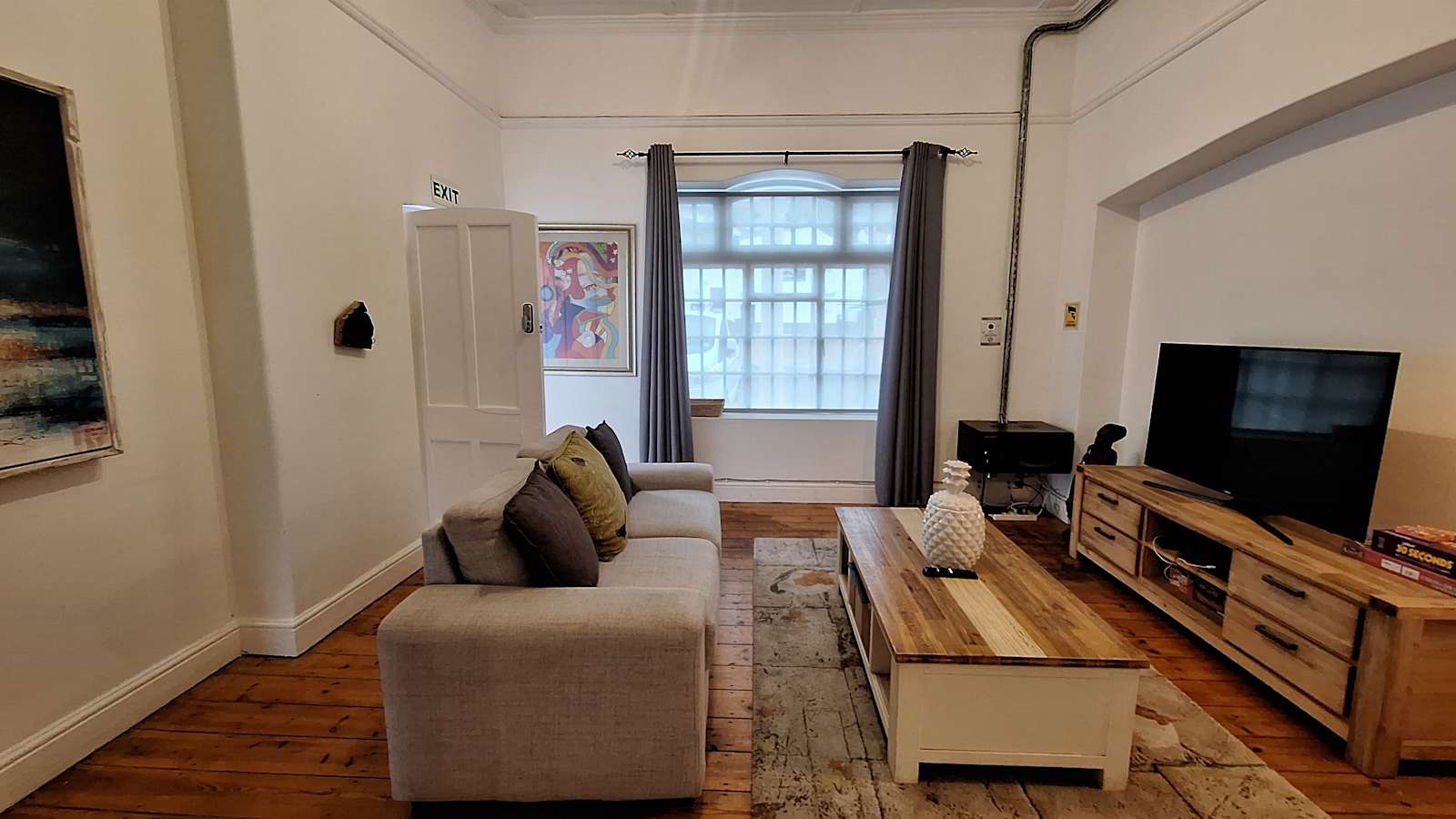 Backpackers In Muizenberg