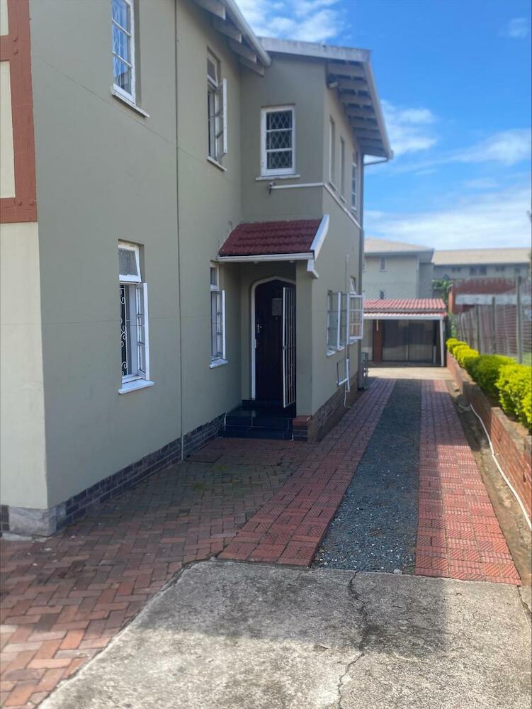 Back Packer Style, Durban