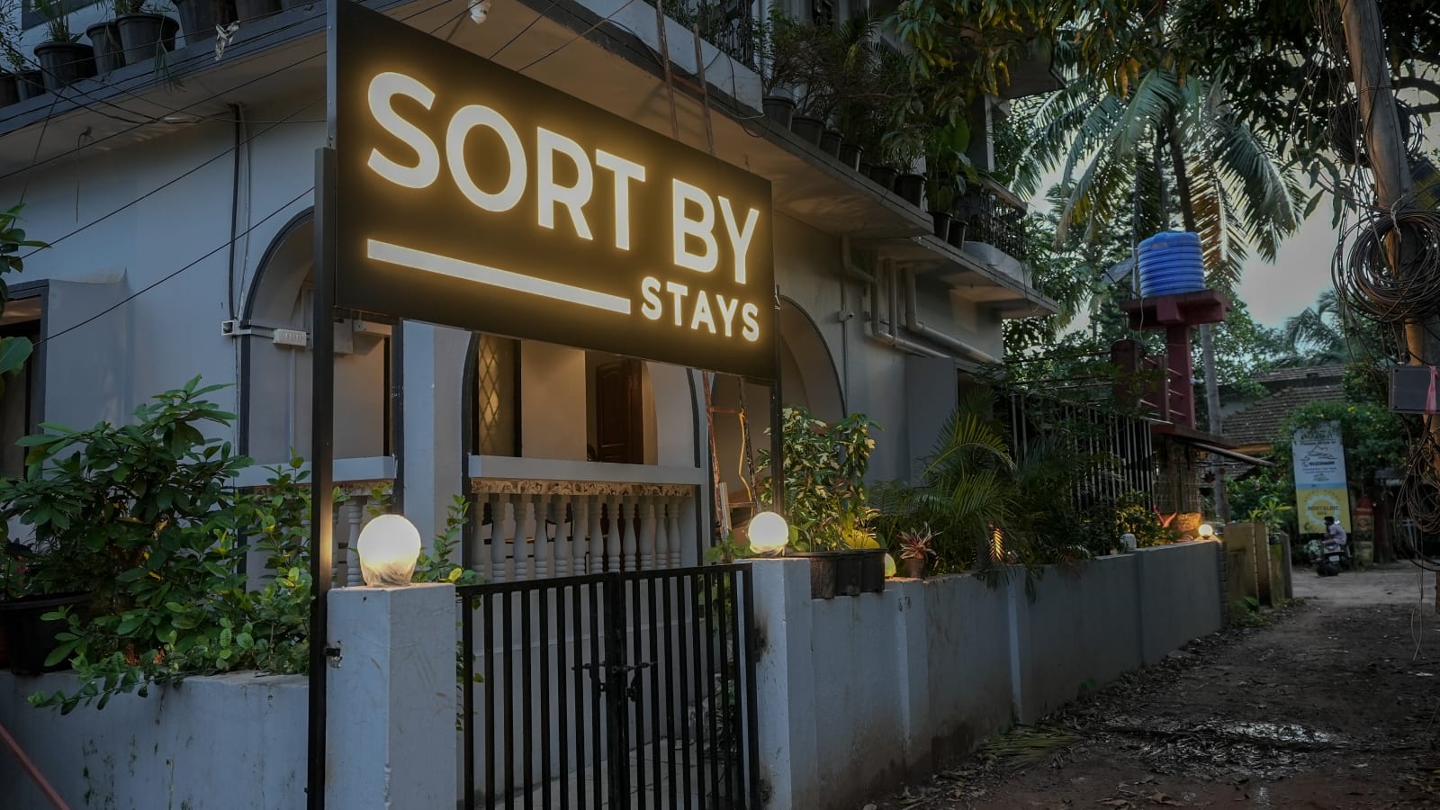 Sort By Stays, Anjuna
