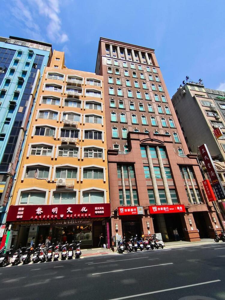日初青旅 Sundaily Hostel 北車