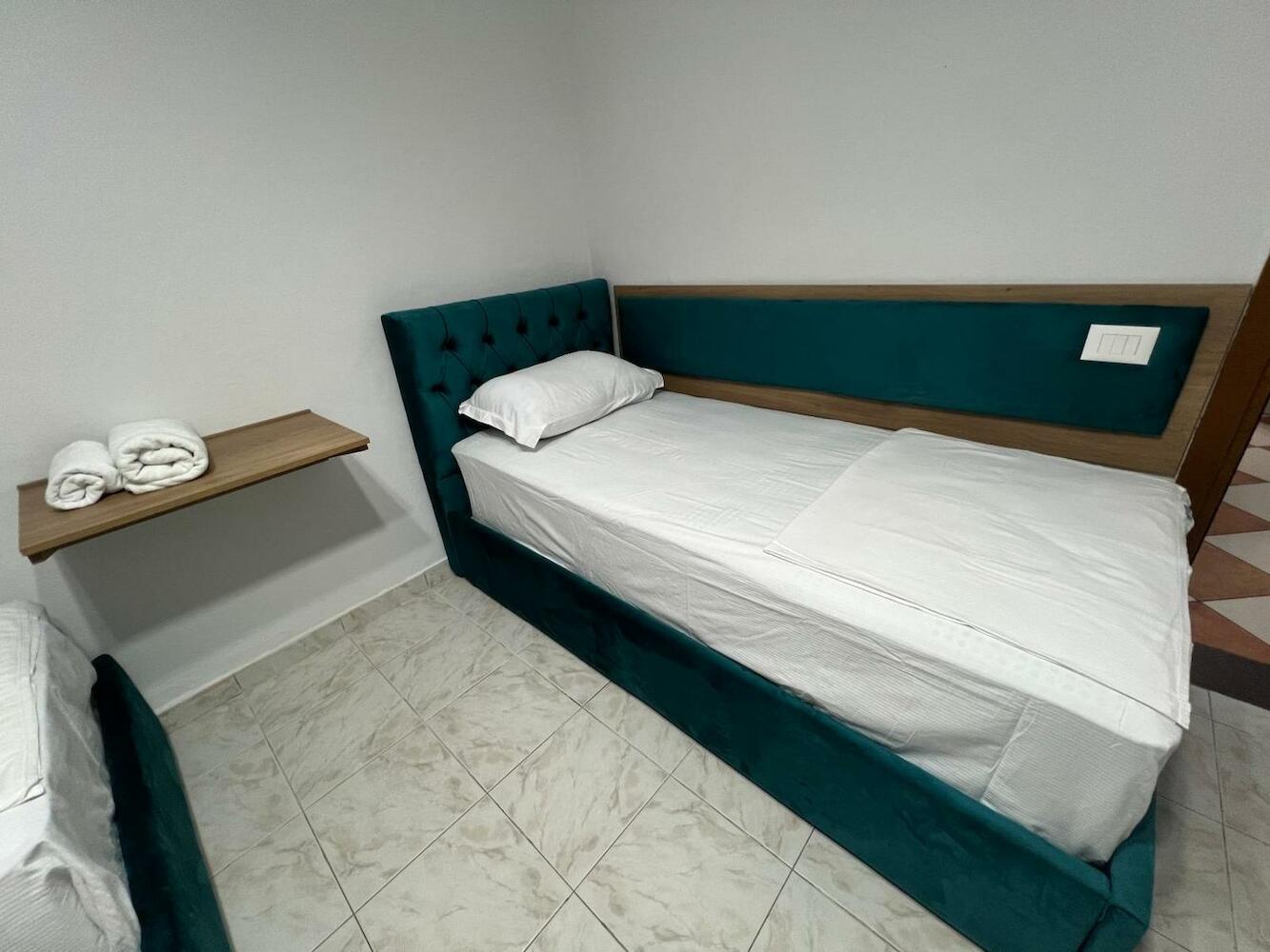 Sisterhood Hostel - Female Only Hostel