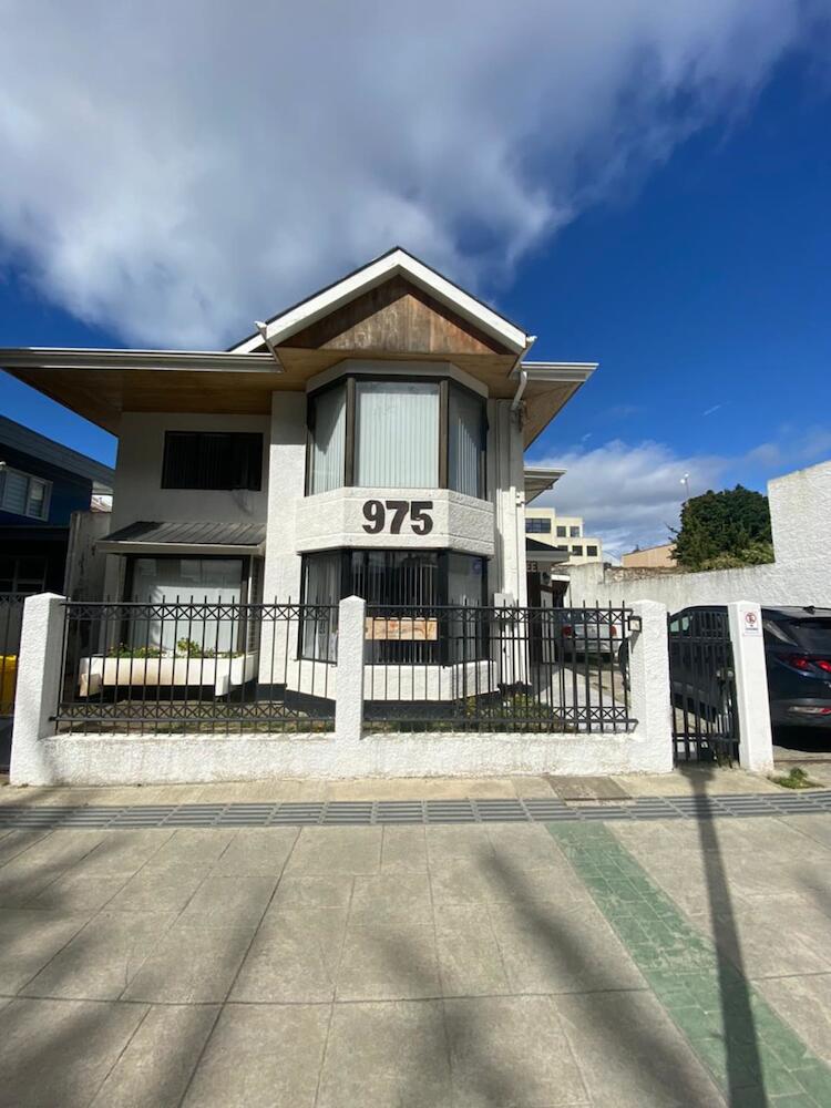 Karol Hostal, Punta Arenas